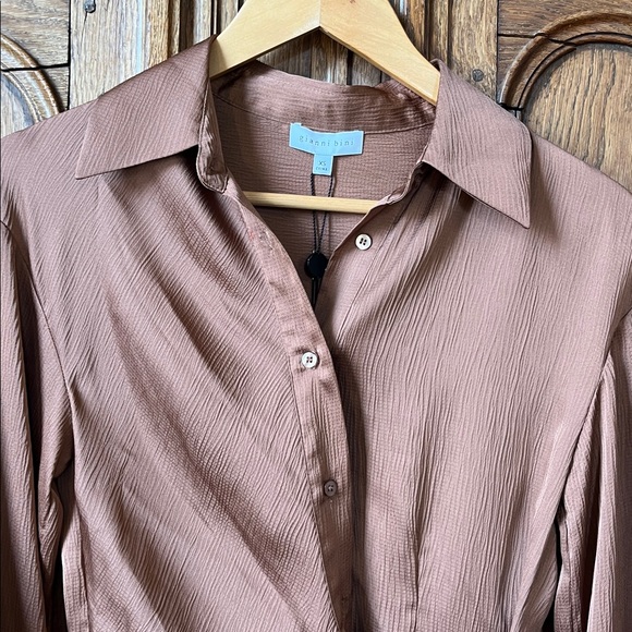 Gianni Bini Avery Long Sleeve Satin Point Collar Neck Faux Wrap Dress - Picture 5 of 13